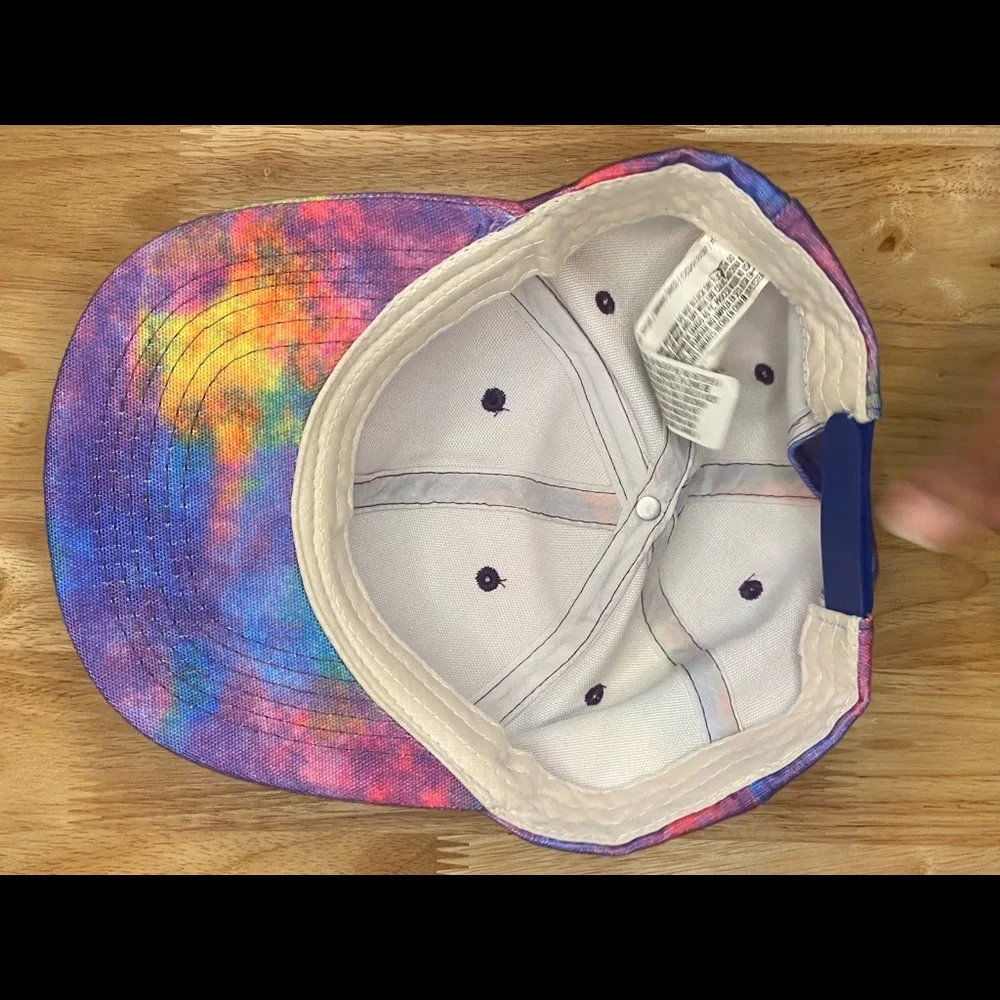 Multi colored snapback hat - Picture 2 of 3